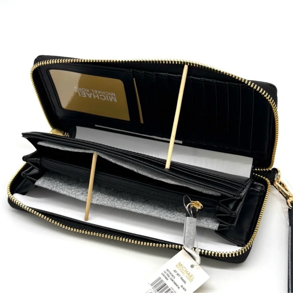 Michael Kors Large Continental Wallet Wristlet Black